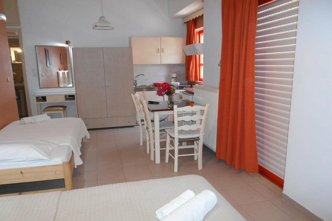 Ilona Apartments Chania  ภายนอก รูปภาพ