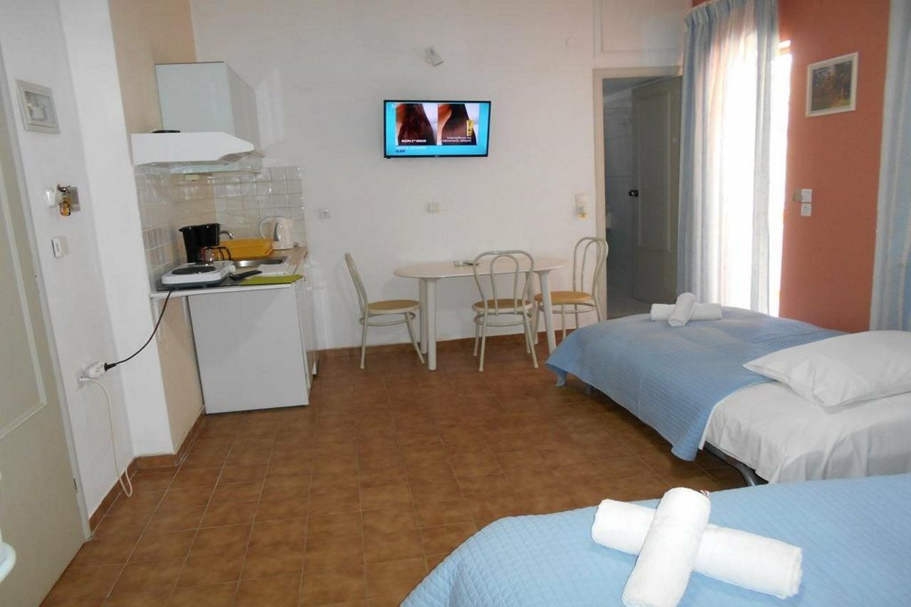 Ilona Apartments Chania  ภายนอก รูปภาพ